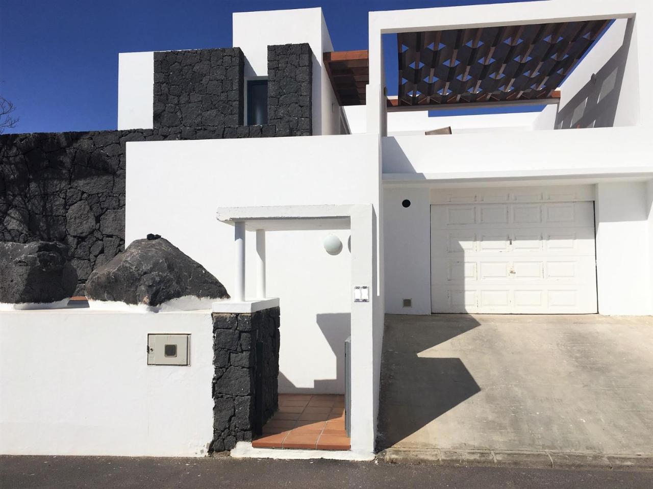 Villa Briseida By Villalia Playa Blanca  Exterior photo